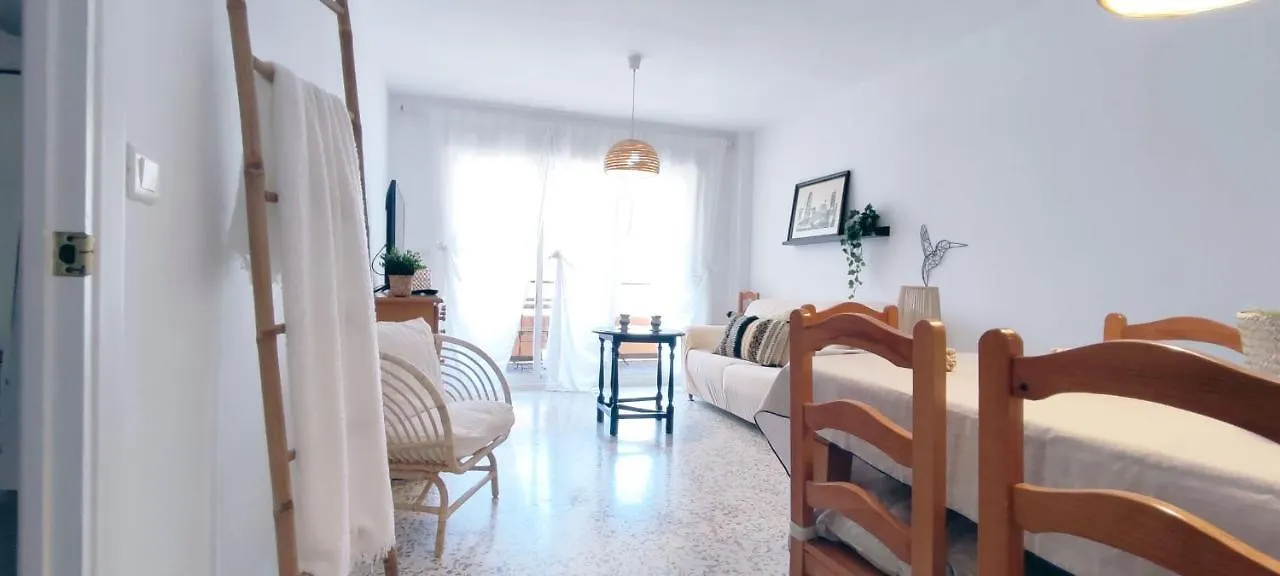 Los Prados - Amplio Apartamento Con Piscina Torre Del Mar 0*,