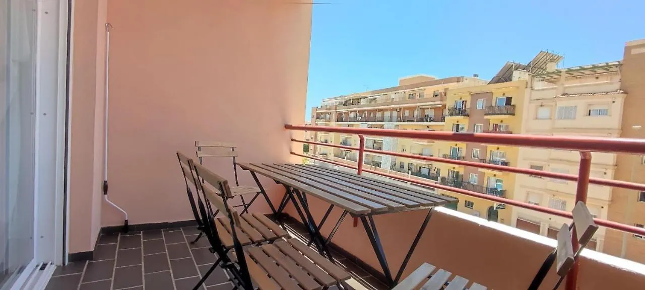 Los Prados - Amplio Apartamento Con Piscina Torre Del Mar