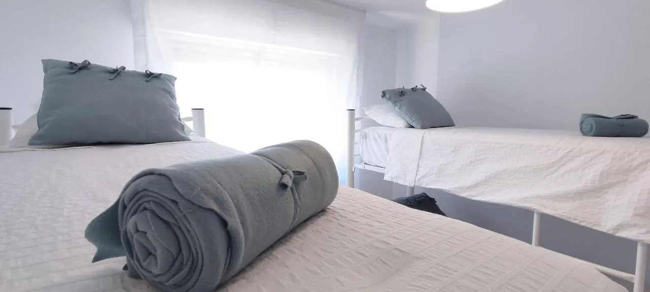 Los Prados - Amplio Apartamento Con Piscina Torre Del Mar Espanha