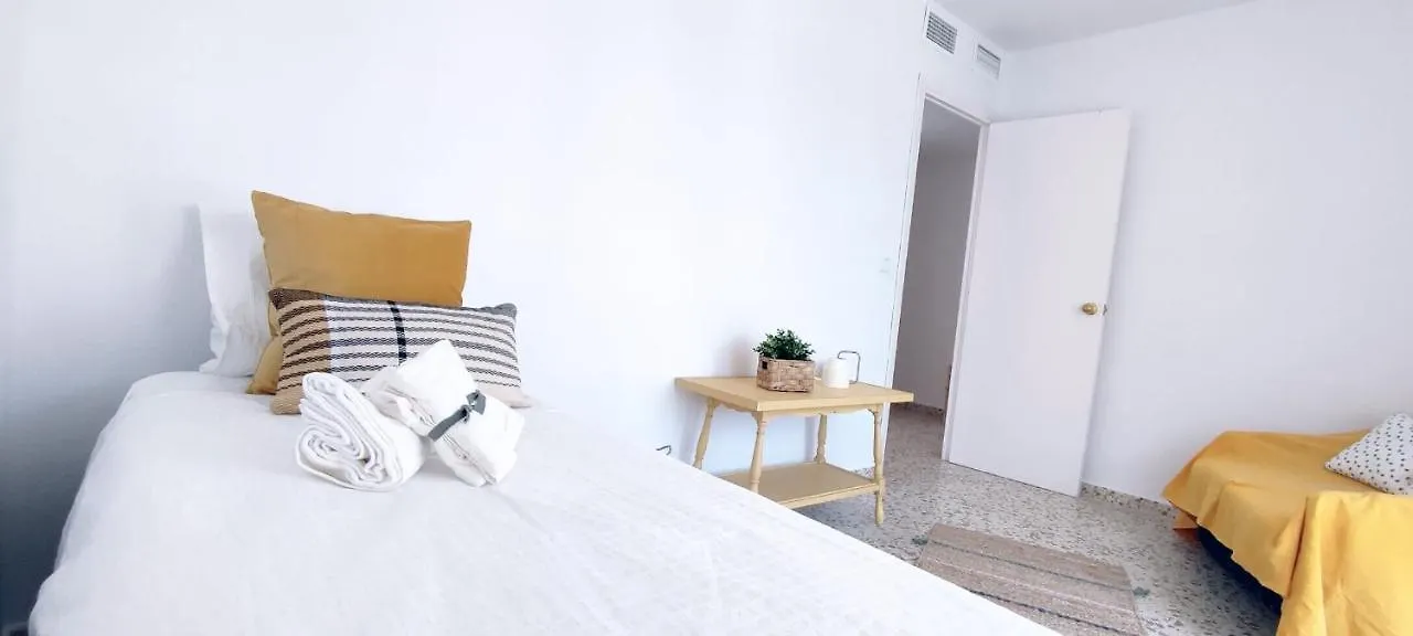 Los Prados - Amplio Apartamento Con Piscina Torre Del Mar Espanha